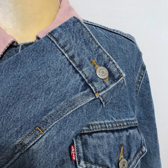 Levi's NWT Ex-Boyfriend Trucker Jean Jacket Women XS *Pls See Description* - Picture 5 of 13